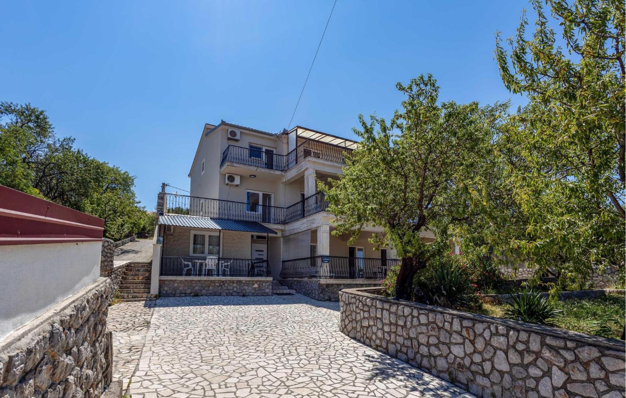 2 Bedroom Stunning Apartment In Senj سينج المظهر الخارجي الصورة